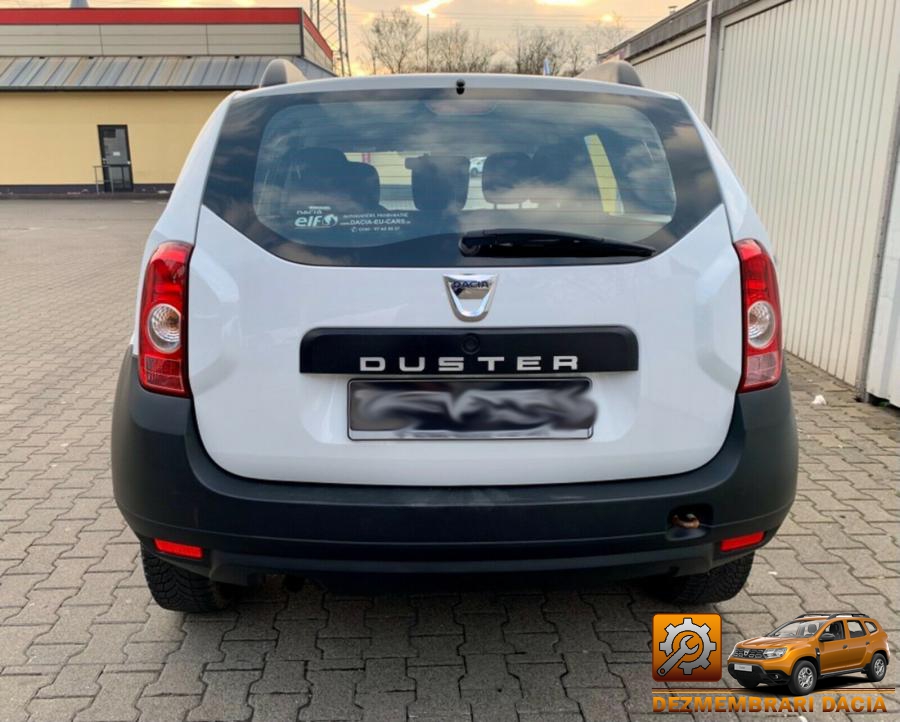 Baie ulei dacia duster 2010