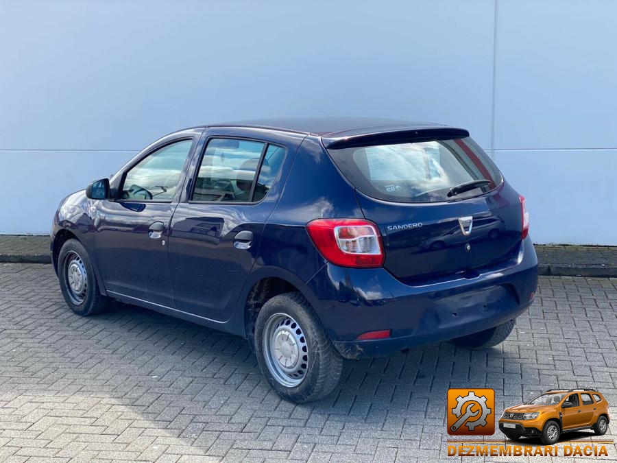 Balamale hayon dacia sandero 2015