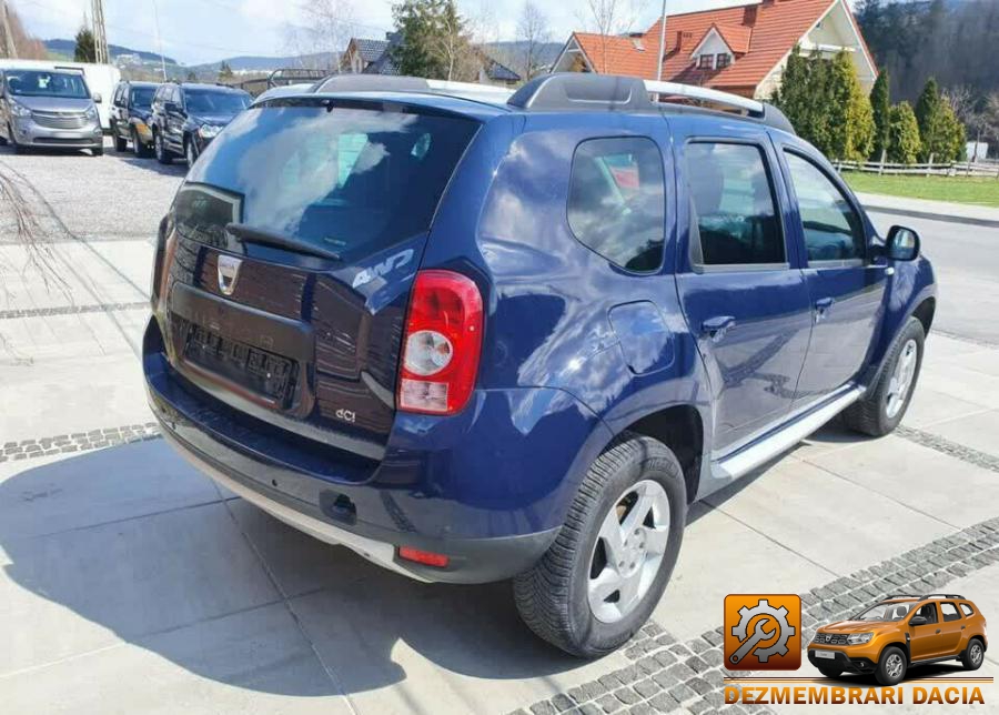 Capac distributie dacia duster 2012