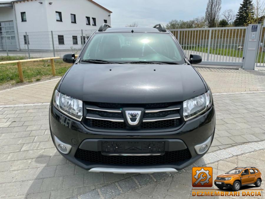 Hayon dacia sandero stepway 2017